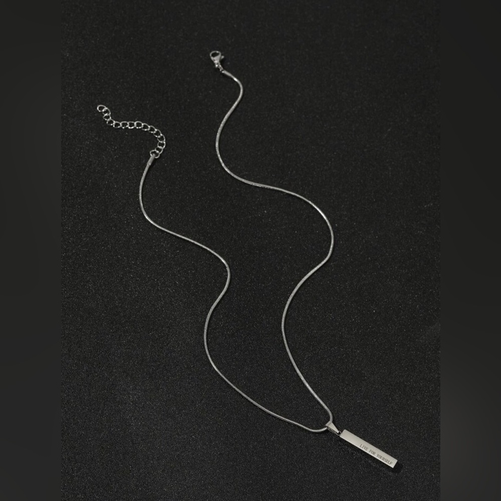 💥$10 or 3 for $15💥 Silver Tone necklace with “Live for Yourself”Pendant NIB
